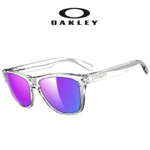 Oakley Sunglasses transparent Violet lens